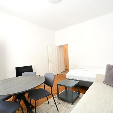 Universum Apartment 4 ウィーン エクステリア 写真